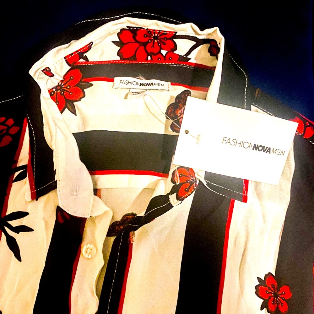 Fashionnova men large shirt (NÉW)